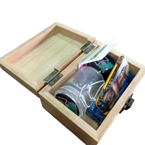 Caja Kit Madera con artículos para enrolar